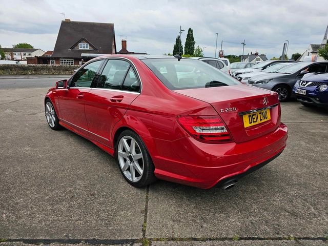 Mercedes-Benz C Class 2.1 C220 CDI BlueEfficiency Sport G-Tronic+ Euro 5 (s/s) 4dr (2011) - Picture 5