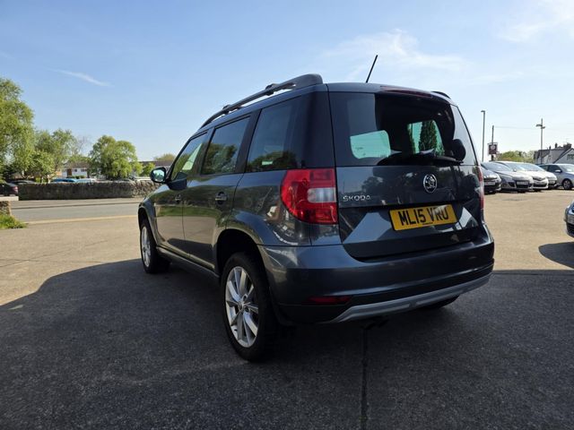 Skoda Yeti 2.0 TDI SE Euro 5 5dr (2015) - Picture 17