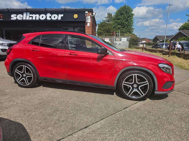 Mercedes-Benz GLA Class 2.0 GLA250 AMG Line 7G-DCT 4MATIC Euro 6 (s/s) 5dr (2014) - Picture 3