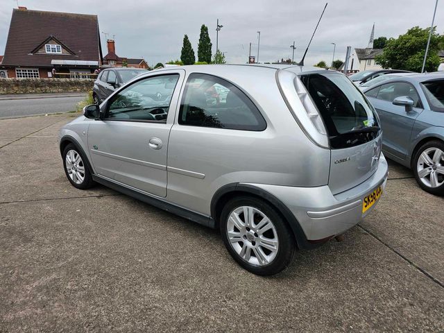 Vauxhall Corsa 1.3 CDTi 16v Active 3dr (a/c) (2006) - Picture 9