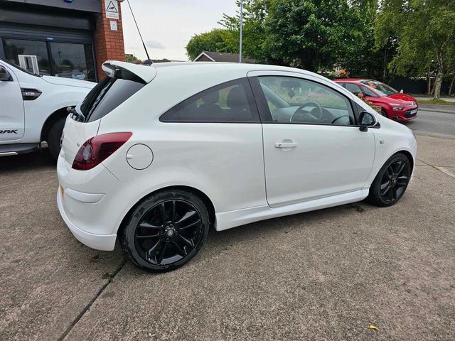 Vauxhall Corsa 1.2i 16v Limited Edition 3dr (a/c) (2010) - Picture 11