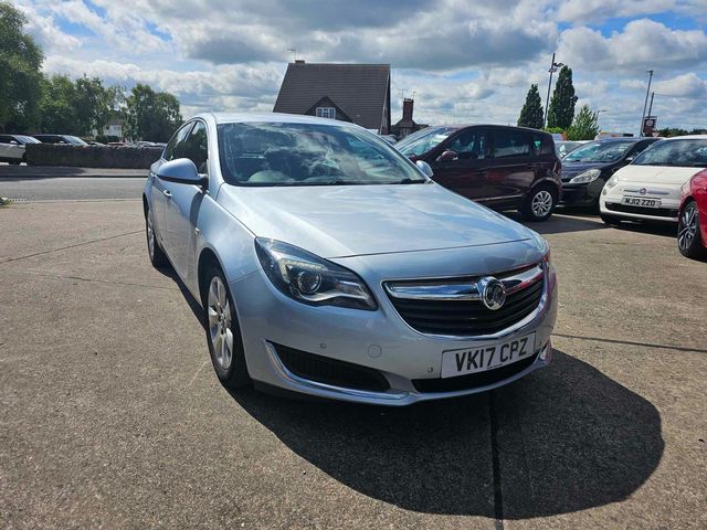 Vauxhall Insignia 1.6 CDTi ecoFLEX Tech Line Euro 6 (s/s) 5dr (2017) - Picture 10