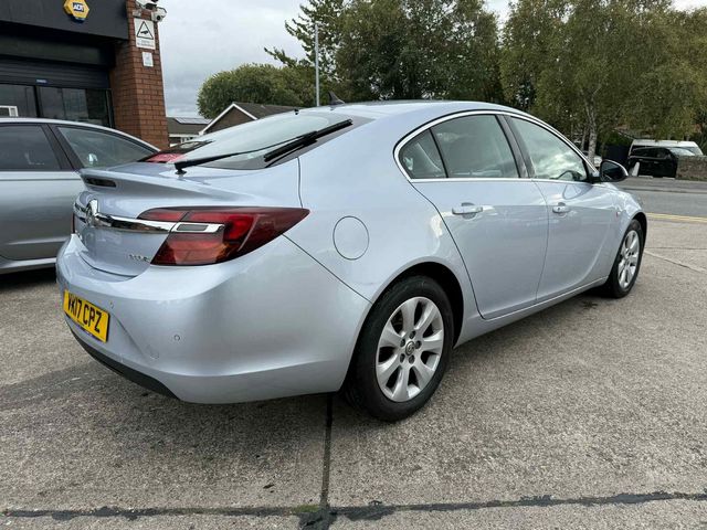 Vauxhall Insignia 1.6 CDTi ecoFLEX Tech Line Euro 6 (s/s) 5dr (2017) - Picture 13