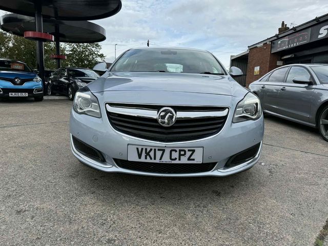 Vauxhall Insignia 1.6 CDTi ecoFLEX Tech Line Euro 6 (s/s) 5dr (2017) - Picture 2