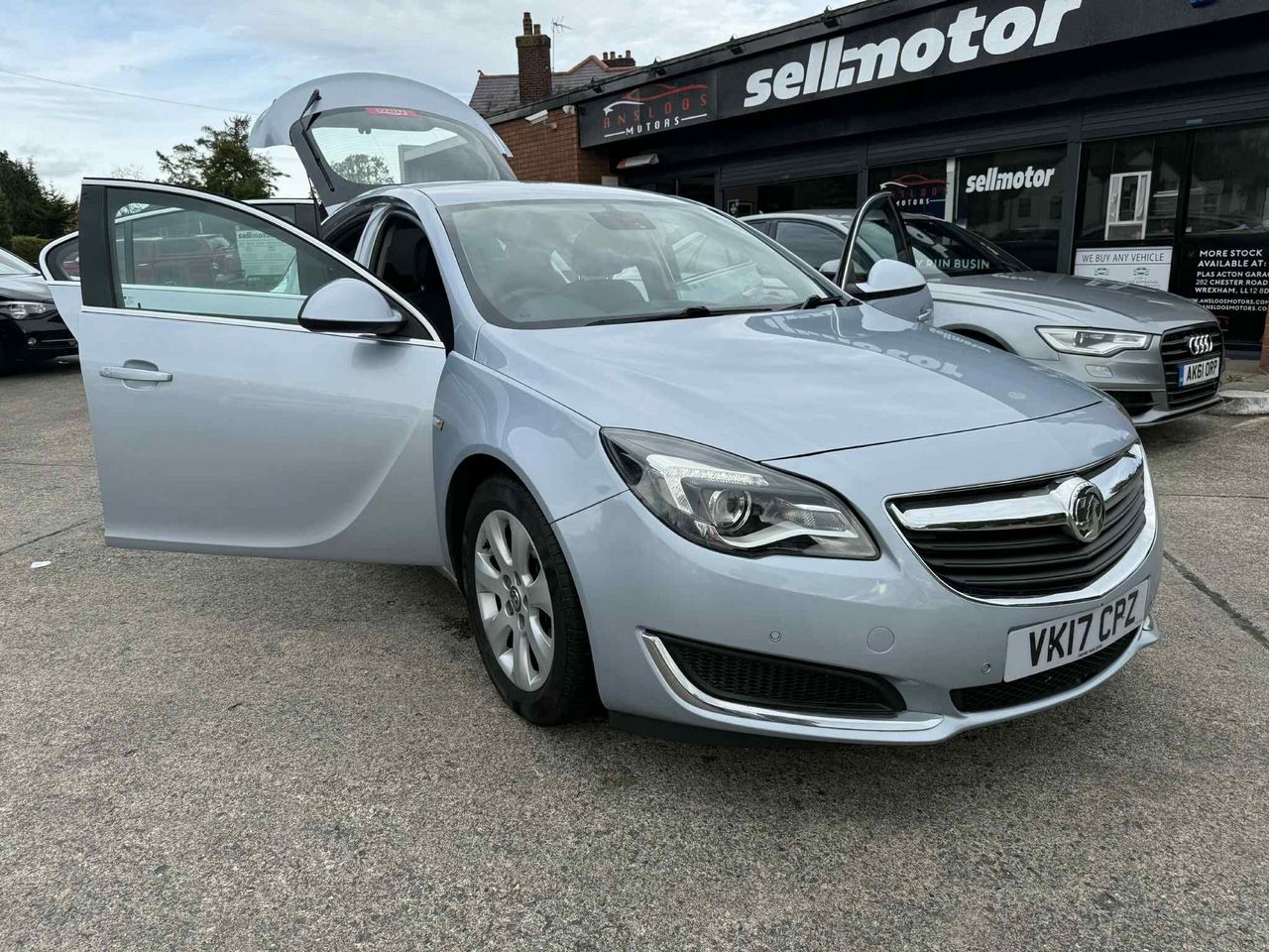 Vauxhall Insignia 1.6 CDTi ecoFLEX Tech Line Euro 6 (s/s) 5dr - Picture 6 of 19