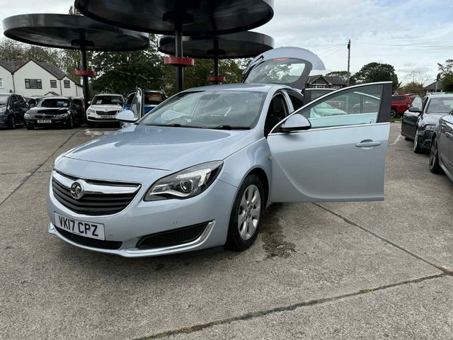 Vauxhall Insignia 1.6 CDTi ecoFLEX Tech Line Euro 6 (s/s) 5dr (2017) - Picture 8