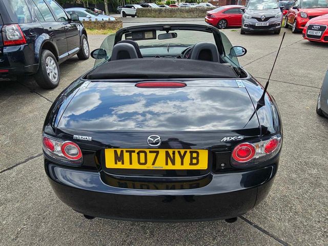 Mazda MX-5 2.0i (Option Pack) Roadster Euro 4 2dr (2007) - Picture 15