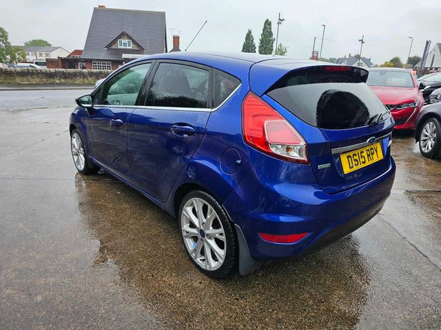 Ford Fiesta 1.0T EcoBoost Titanium Euro 6 (s/s) 5dr (2015) - Picture 6