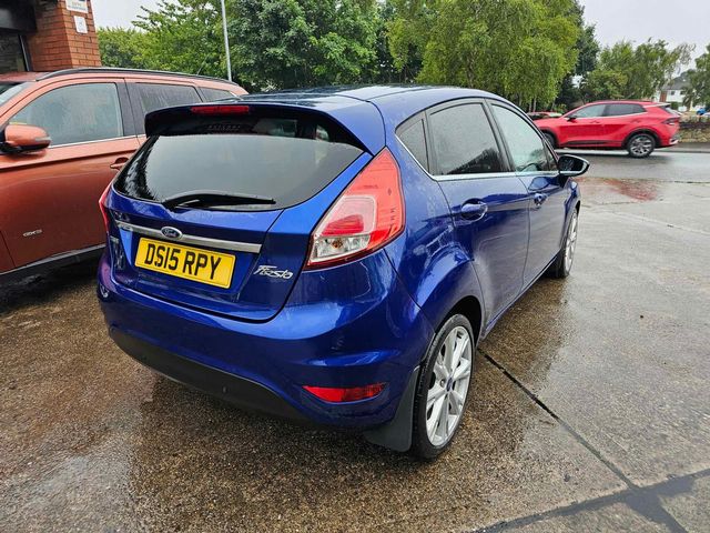 Ford Fiesta 1.0T EcoBoost Titanium Euro 6 (s/s) 5dr (2015) - Picture 9