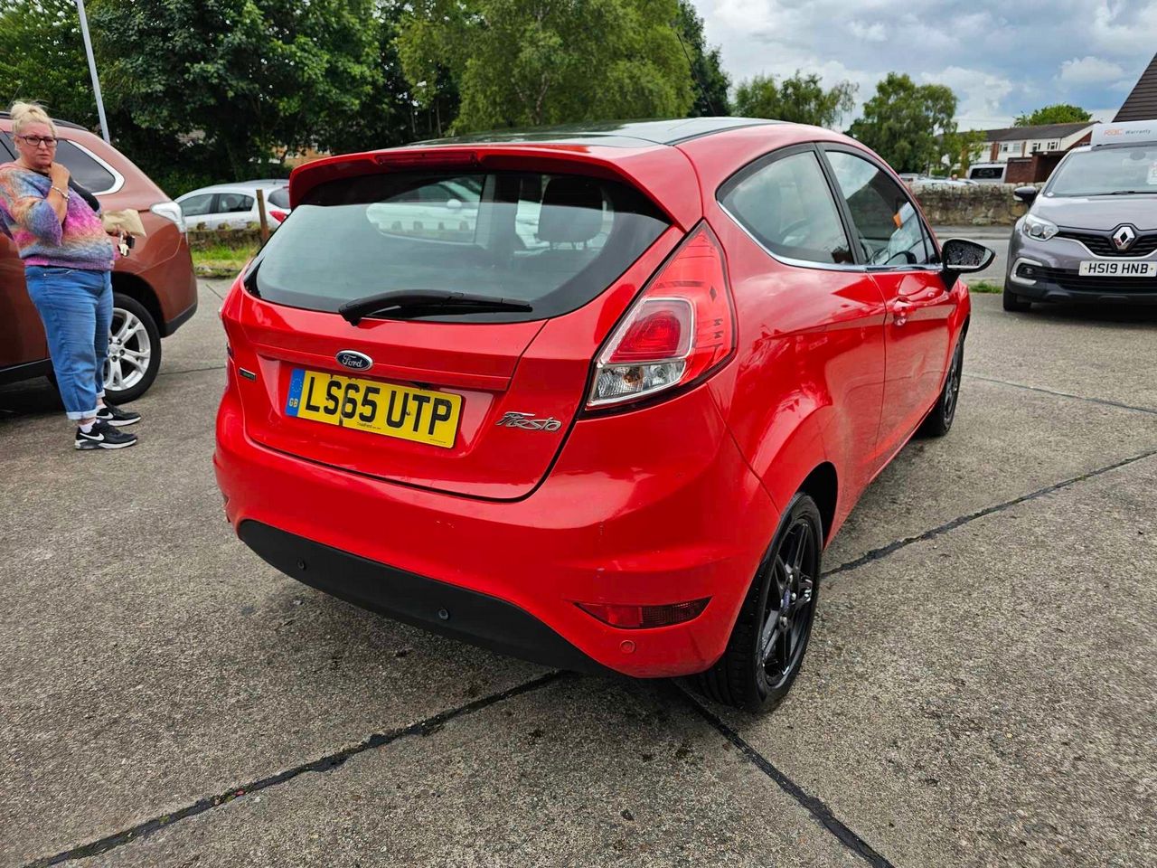 Ford Fiesta 1.0T EcoBoost Zetec Euro 6 (s/s) 3dr - Picture 10 of 22