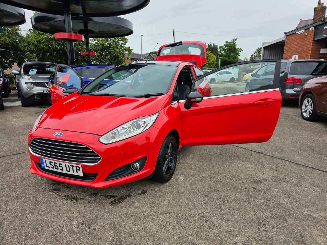 Ford Fiesta 1.0T EcoBoost Zetec Euro 6 (s/s) 3dr - Picture 19 of 22