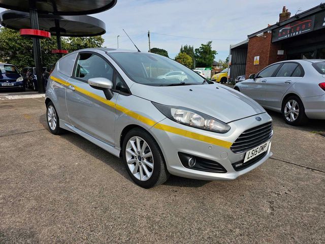 Ford Fiesta Van 1.5 TDCi Panel Van 3dr (2015) - Picture 1