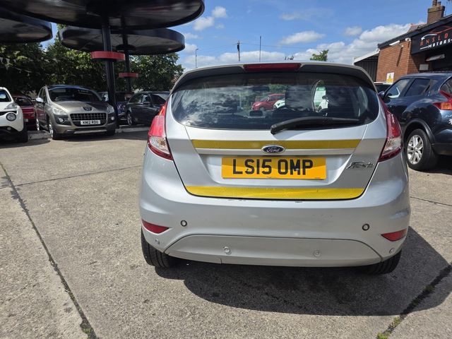 Ford Fiesta Van 1.5 TDCi Panel Van 3dr (2015) - Picture 7