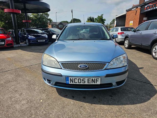 Ford Mondeo 1.8 LX 5dr (2005) - Picture 3