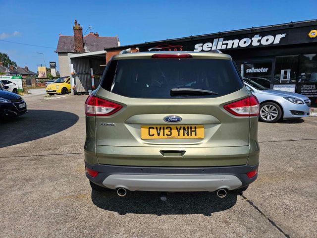 Ford Kuga 2.0 TDCi Zetec 2WD Euro 5 5dr (2013) - Picture 10