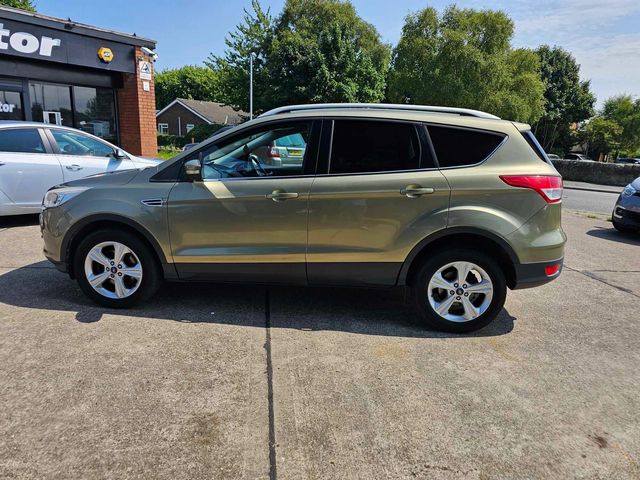 Ford Kuga 2.0 TDCi Zetec 2WD Euro 5 5dr (2013) - Picture 7