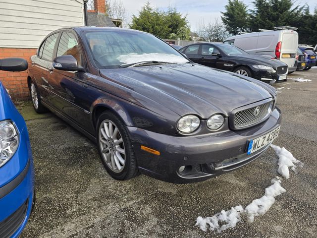 Jaguar X-Type 2.0D S 4dr (2008) - Picture 3