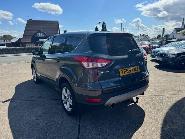 Ford Kuga 2.0 TDCi Zetec 2WD Euro 6 (s/s) 5dr (2015) - Picture 8