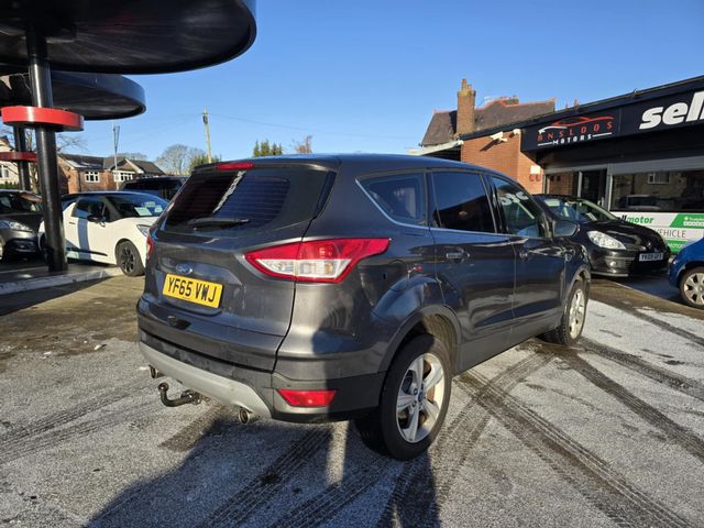 Ford Kuga 2.0 TDCi Zetec 2WD Euro 6 (s/s) 5dr (2015) - Picture 11