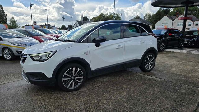 Vauxhall Crossland X 1.2 Turbo Elite Nav Auto Euro 6 (s/s) 5dr (2018) - Picture 4