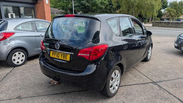 Vauxhall Meriva 1.4 16V Exclusiv Euro 5 5dr (2010) - Picture 9