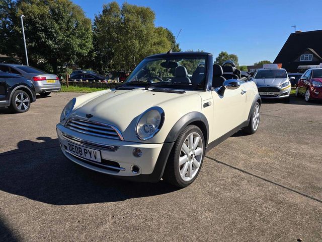 MINI Convertible 1.6 Cooper Euro 4 2dr (2008) - Picture 19