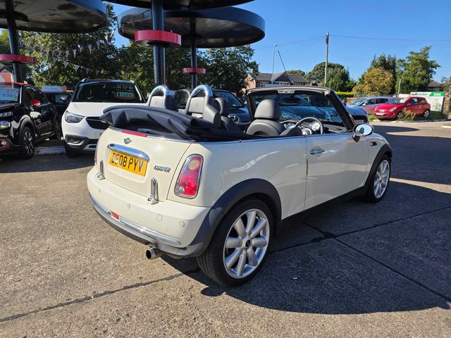 MINI Convertible 1.6 Cooper Euro 4 2dr (2008) - Picture 13