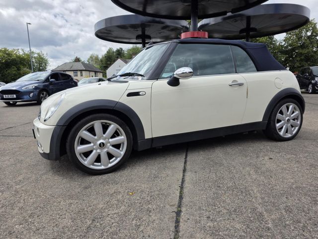 MINI Convertible 1.6 Cooper Euro 3 2dr (2008) - Picture 12
