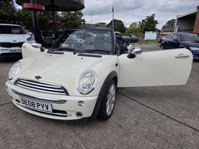 MINI Convertible 1.6 Cooper Euro 3 2dr (2008) - Picture 3