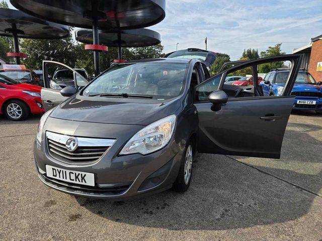 Vauxhall Meriva 1.4 16V Exclusiv Euro 5 5dr (Non AC) (2011) - Picture 17