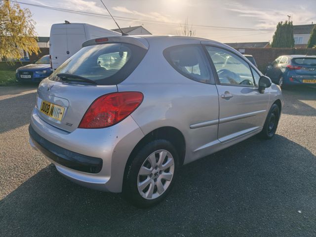 Peugeot 207 1.4 m:play 3dr (2008) - Picture 2