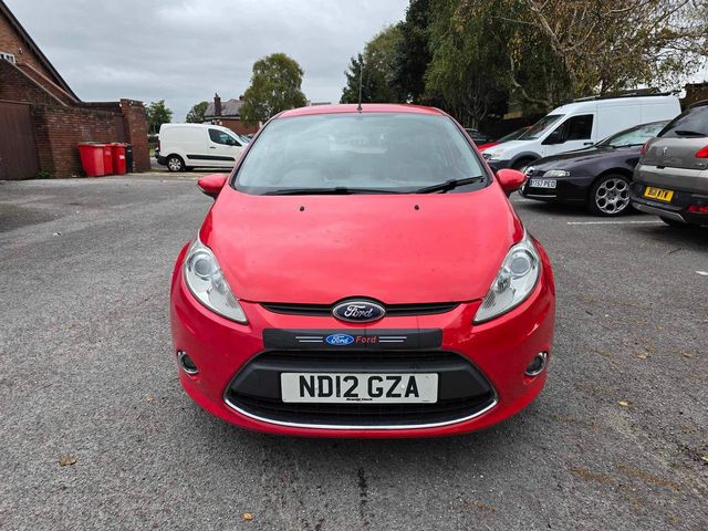 Ford Fiesta 1.25 Zetec 5dr (2012) - Picture 3