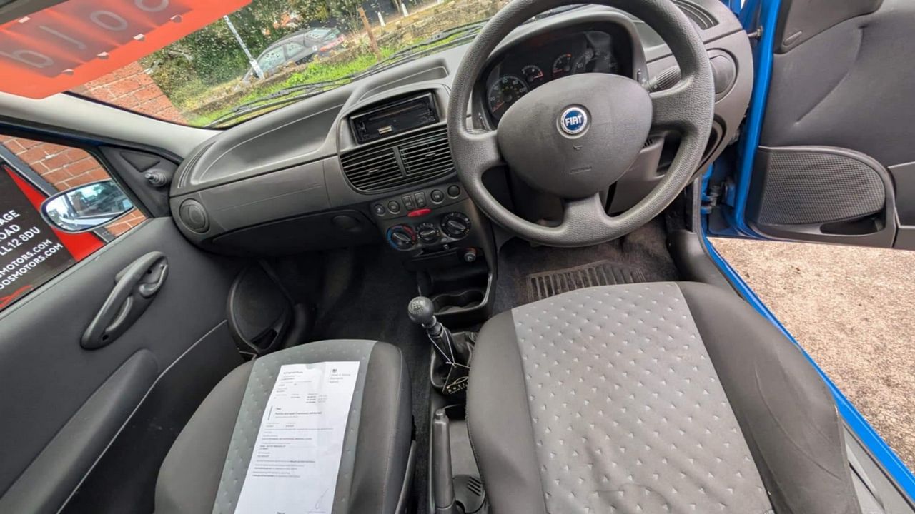 Fiat Punto 1.2 Active 3dr - Picture 14 of 14