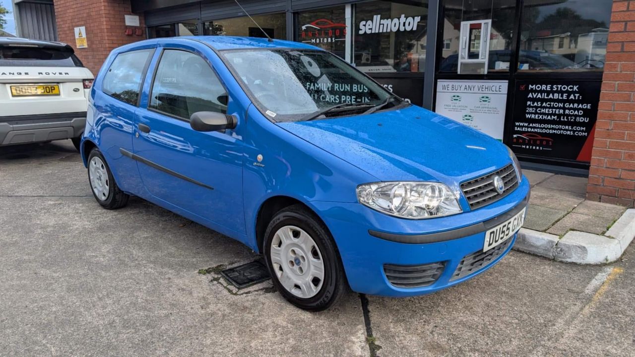 Fiat Punto 1.2 Active 3dr - Picture 3 of 14