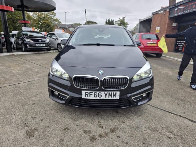 BMW 2 Series Active Tourer 1.5 225xe 7.6kWh Luxury Auto 4WD Euro 6 (s/s) 5dr (2017) - Picture 2