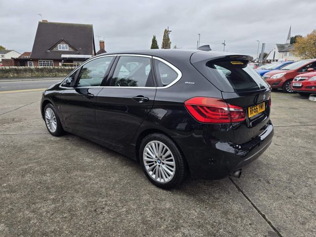 BMW 2 Series Active Tourer 1.5 225xe 7.6kWh Luxury Auto 4WD Euro 6 (s/s) 5dr (2017) - Picture 9