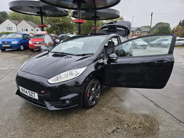 Ford Fiesta 1.6T EcoBoost ST-2 Euro 5 3dr (2014) - Picture 16