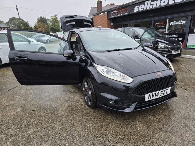 Ford Fiesta 1.6T EcoBoost ST-2 Euro 5 3dr (2014) - Picture 18