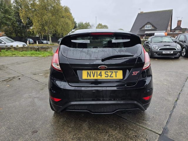 Ford Fiesta 1.6T EcoBoost ST-2 Euro 5 3dr (2014) - Picture 9