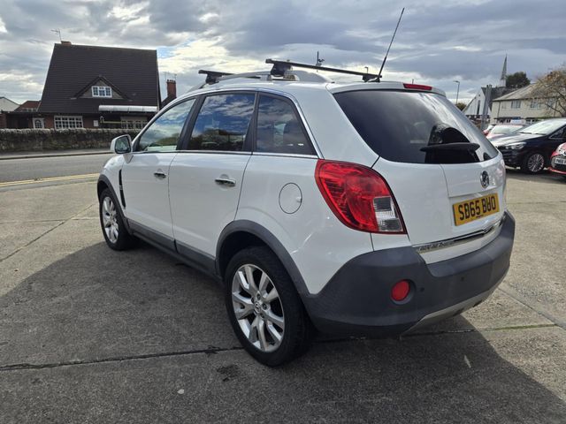 Vauxhall Antara 2.2 CDTi SE 4WD Euro 5 (s/s) 5dr (SNav) (2015) - Picture 4