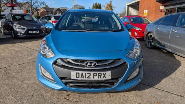 2012 Hyundai i30 1.6 CRDi Blue Drive Style Nav Euro 5 (s/s) 5dr