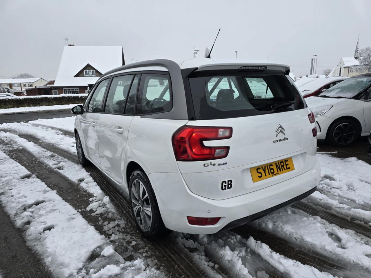 Citroen Grand C4 Picasso 1.6 BlueHDi Exclusive Euro 6 (s/s) 5dr - Picture 6 of 17