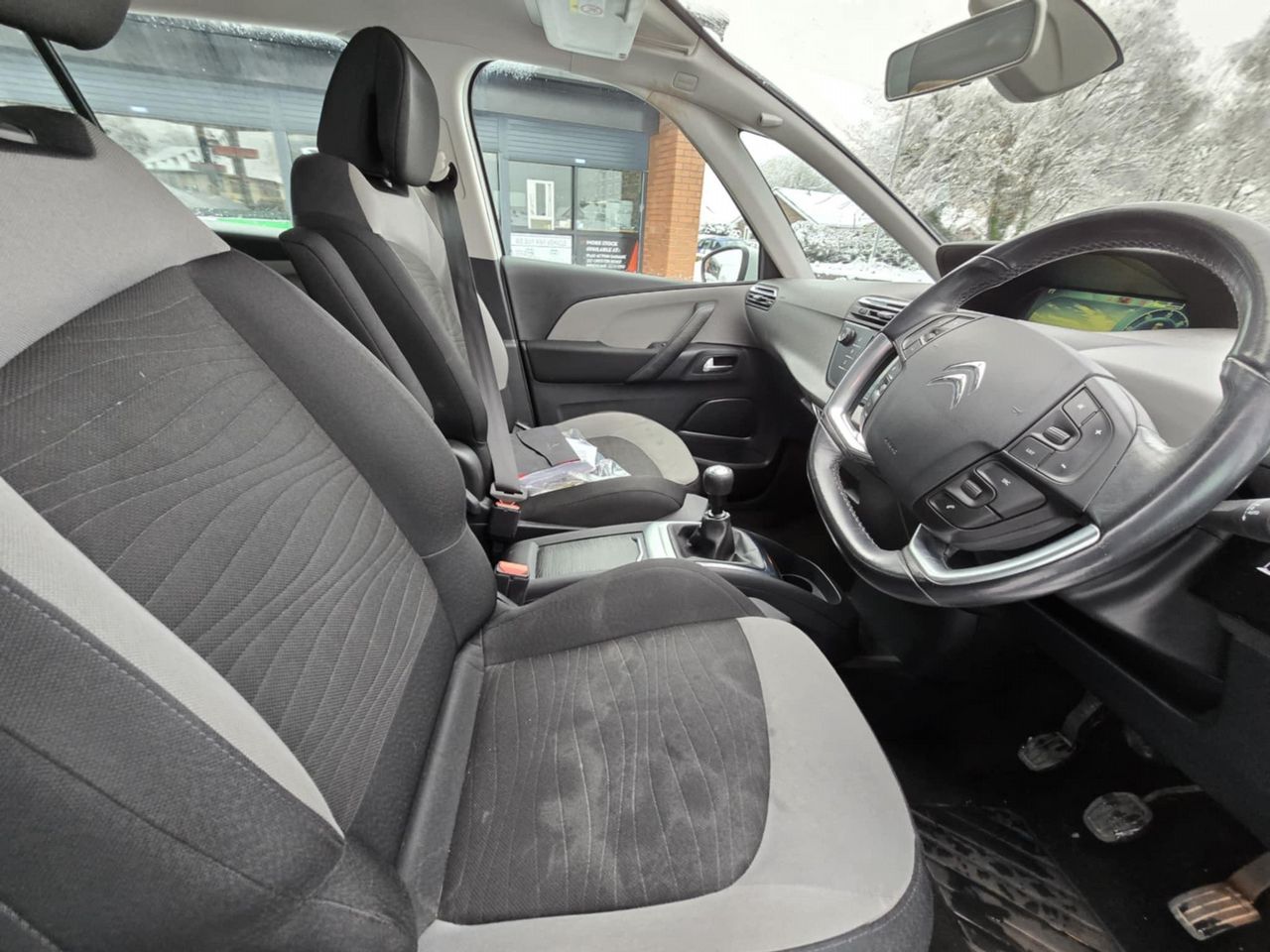 Citroen Grand C4 Picasso 1.6 BlueHDi Exclusive Euro 6 (s/s) 5dr - Picture 9 of 17