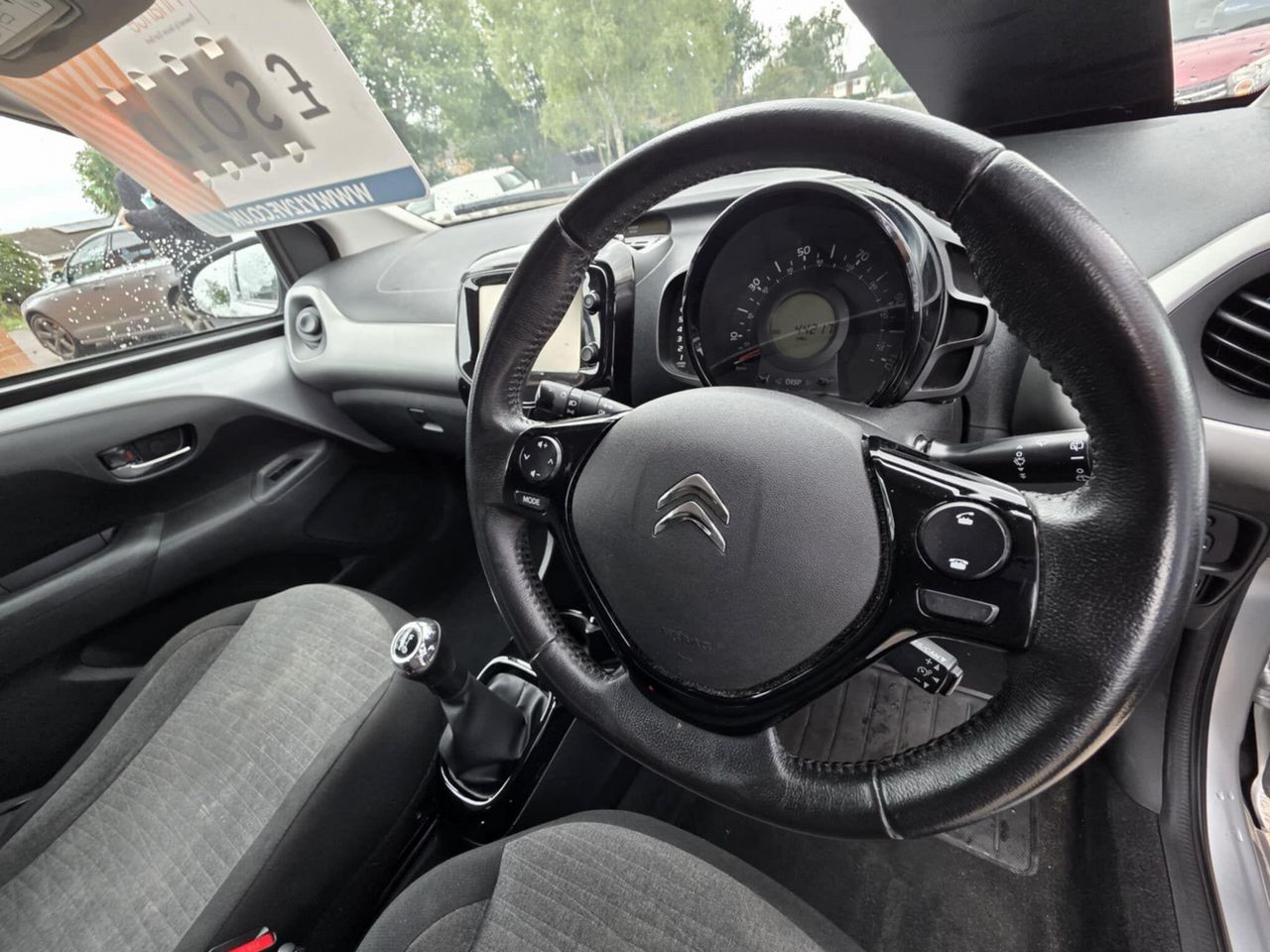 Citroen C1 1.2 PureTech Flair Airscape Euro 6 3dr (Euro 6) - Picture 9 of 10
