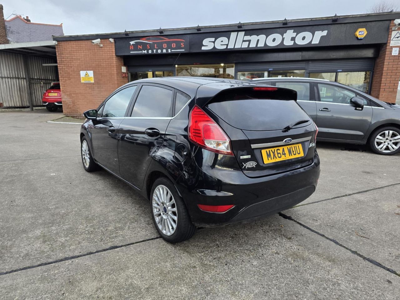 Ford Fiesta 1.0T EcoBoost Titanium Euro 5 (s/s) 5dr - Picture 18 of 20