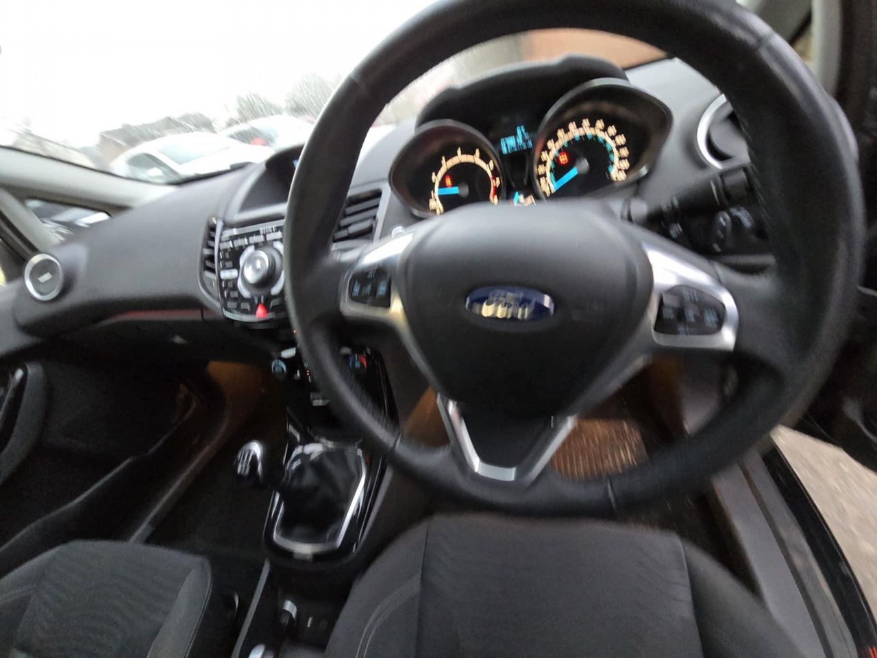 Ford Fiesta 1.0T EcoBoost Titanium Euro 5 (s/s) 5dr - Picture 2 of 20