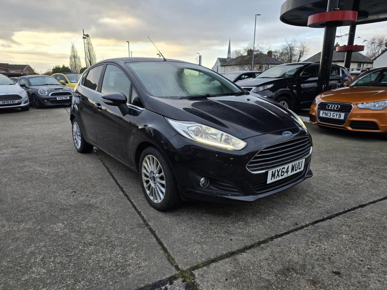 Ford Fiesta 1.0T EcoBoost Titanium Euro 5 (s/s) 5dr - Picture 6 of 20