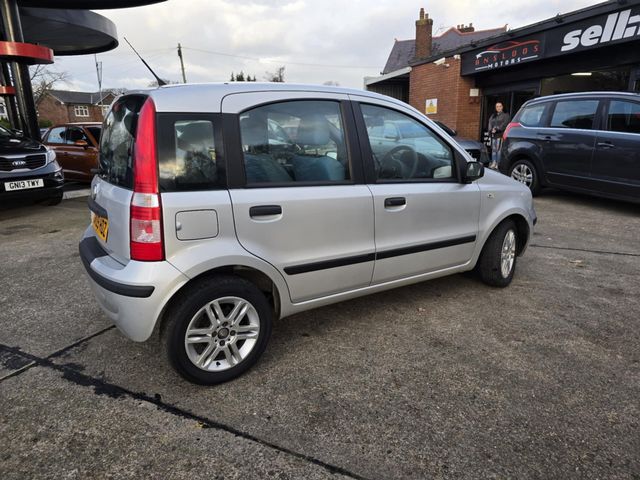 Fiat Panda 1.2 Eleganza 5dr (2009) - Picture 9