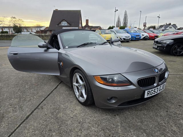 BMW Z4 2.5i Euro 3 2dr (2003) - Picture 17