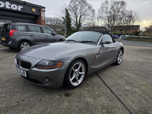 BMW Z4 2.5i Euro 3 2dr (2003) - Picture 3